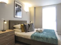 Tudors eSuites Birmingham Apartments with Gated Parking