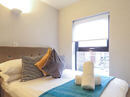 Tudors eSuites Birmingham Apartments with Gated Parking