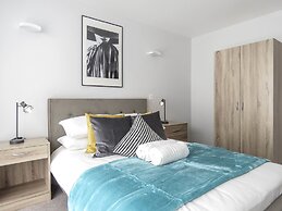 Tudors eSuites Birmingham Apartments with Gated Parking