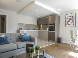 Tudors eSuites Birmingham Apartments with Gated Parking