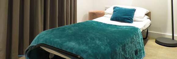 Tudors eSuites Birmingham Apartments with Gated Parking