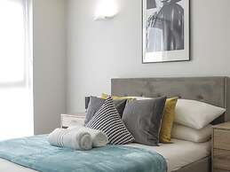 Tudors eSuites Birmingham Apartments with Gated Parking