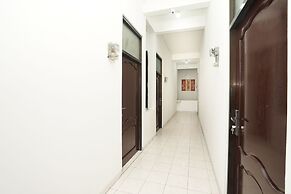 OYO 485 Marcello Residence