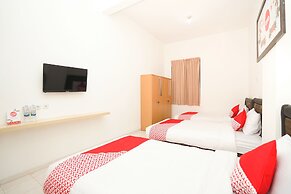 OYO 485 Marcello Residence