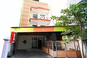 OYO 485 Marcello Residence