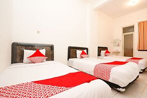 OYO 485 Marcello Residence