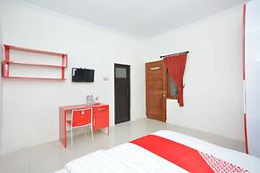 OYO 745 Griya Jasmine Syariah