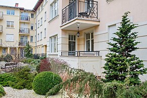 Grand Apartments Patio Mare