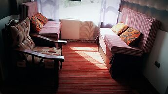 Los Alamos Apartment