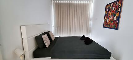 Design Apt Parking Included 2BDR TL30