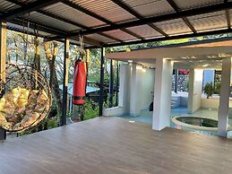 Pacific Kalokairi Adults Only