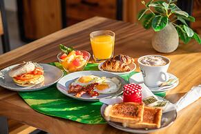 Pacific Kalokairi Adults Only