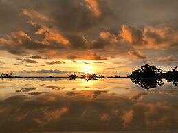 Pacific Kalokairi Adults Only