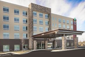 Holiday Inn Express & Suites Hudson I-94 by IHG
