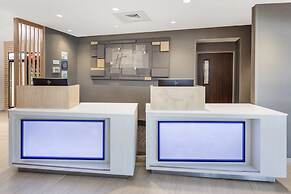 Holiday Inn Express & Suites Hudson I-94 by IHG