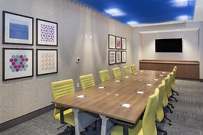 Holiday Inn Express & Suites Hudson I-94 by IHG