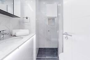 Stylish 2bed 2bath in Notting Hill