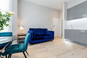 Stylish 2bed 2bath in Notting Hill