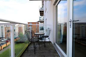 Stay Central Century Wharf