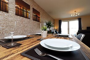 Stay Central Century Wharf