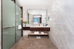 voco Hangzhou Binjiang Minghao by IHG