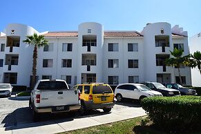 Peninsula 106 2 BR by Casago