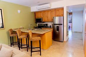 Peninsula 102 2 BR by Casago