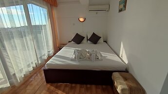Villa Velin Apartments