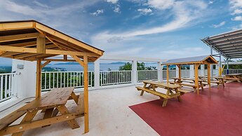 Yeongheungdo Tour Pension