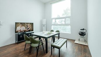 Yeongheungdo Tour Pension