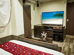 Hotel Petit Bali Higashishinjuku - Adults Only