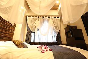 Hotel Petit Bali Higashishinjuku - Adults Only