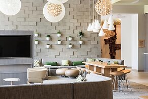 Element Scottsdale at SkySong