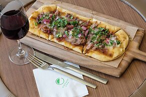 Element Scottsdale at SkySong