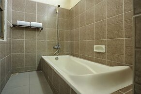 OYO 804 Ndalem Maharani Guest House