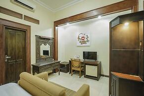 OYO 804 Ndalem Maharani Guest House