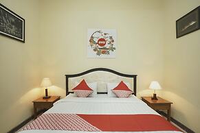 OYO 804 Ndalem Maharani Guest House