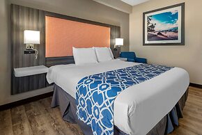 The Waves Hotel, Ascend Hotel Collection