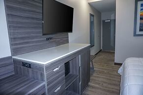 The Waves Hotel, Ascend Hotel Collection