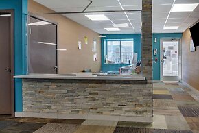 The Waves Hotel, Ascend Hotel Collection