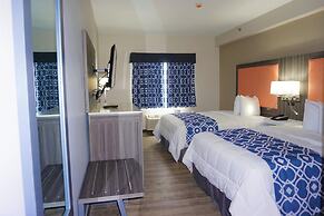 The Waves Hotel, Ascend Hotel Collection