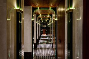The Silveri Hong Kong - MGallery