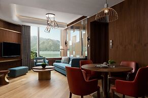 The Silveri Hong Kong - MGallery