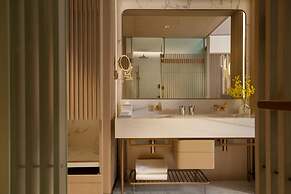 The Silveri Hong Kong - MGallery