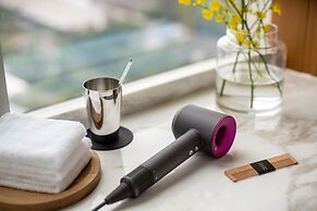 The Silveri Hong Kong - MGallery