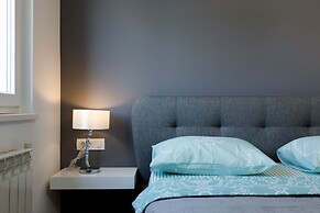 Luxury beach apartment private parking