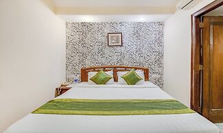 Itsy Hotels Auzone & Spa