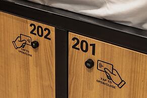 Petit Hostel La Latina - Adults Only