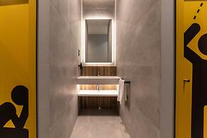 Petit Hostel La Latina - Adults Only