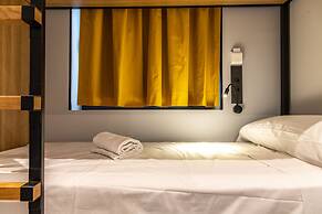 Petit Hostel La Latina - Adults Only